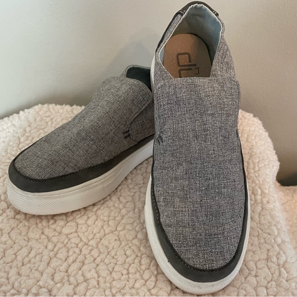 Hey Dude women’s Peyton shoes - Picture 2 of 10